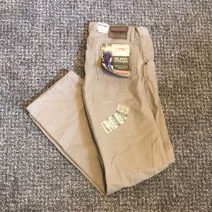 Wrangler relaxed straight leg khaki pant